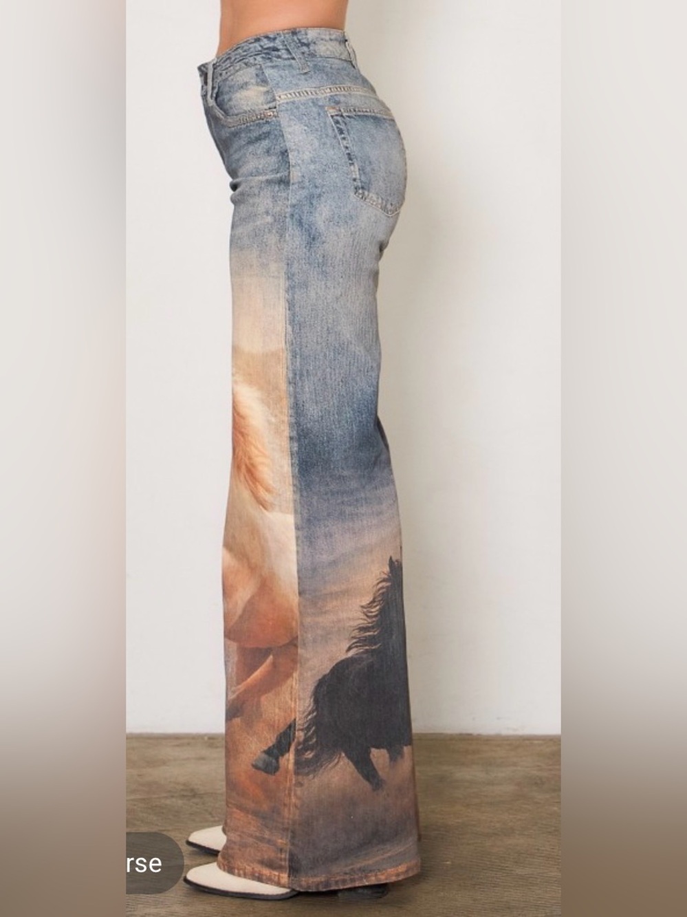 Vibrant WHITE HORSE DIGITAL PRINT WIDE LEG
JEANS - Picture 4 of 6